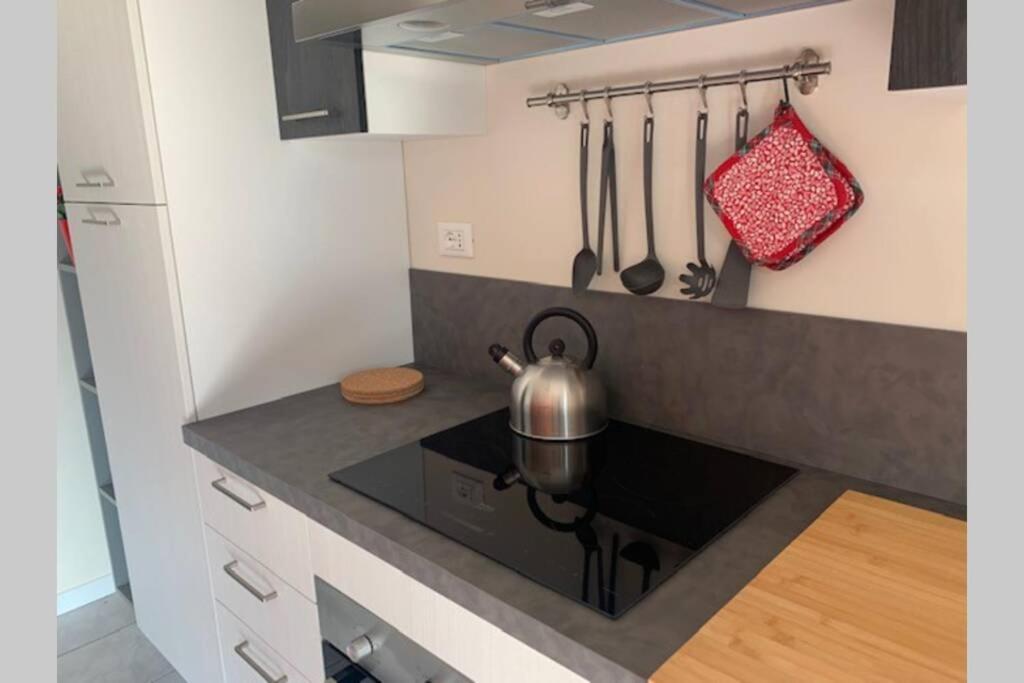 A Casa Di Sissi Apartment Biella Bagian luar foto